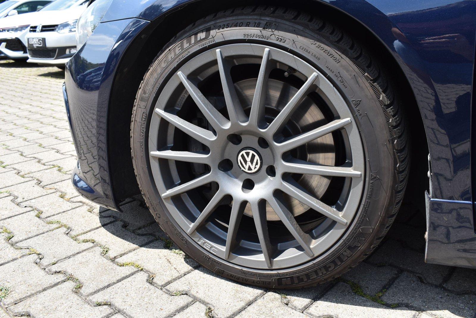 Volkswagen Scirocco 2.0 TSI R DSG Schalensitze Panodach Nav