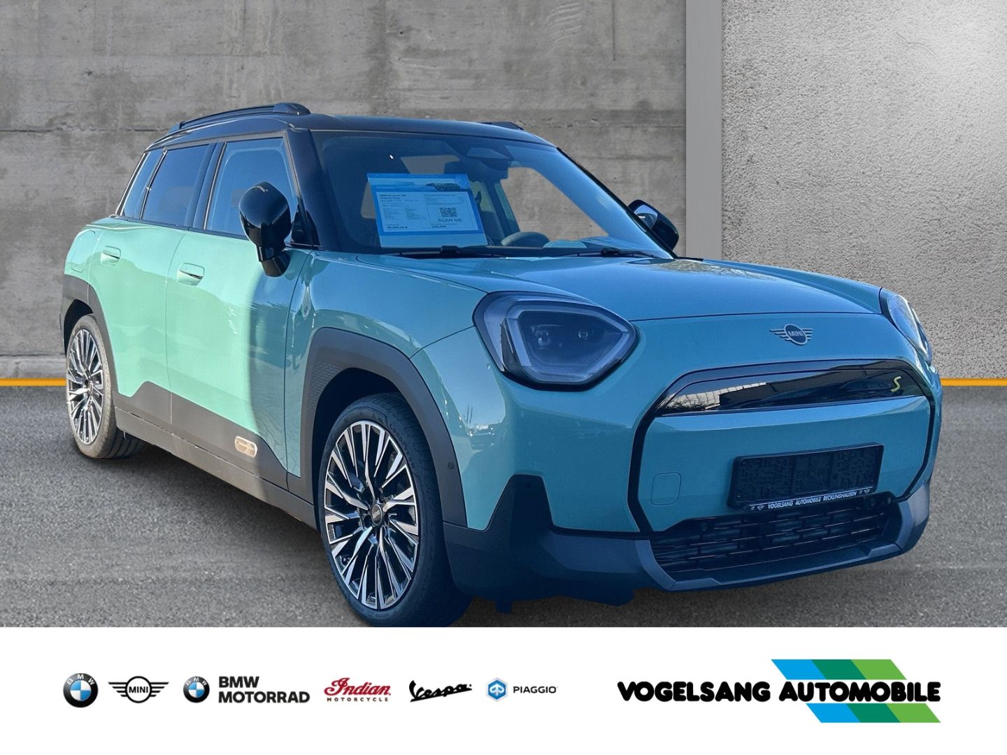 Fahrzeugabbildung MINI Aceman SE Classic Trim,Panodach,HeadUp,19''LMFel