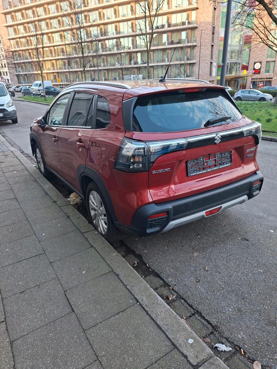 Suzuki SX4 S-Cross UNFALLFAHRZEUG  NUR EXPORT
