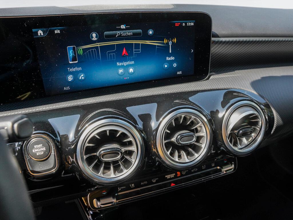 Mercedes-Benz A 250 e PROGRESSIVE DISTRONIC AHK MULTIBEAM 11KW