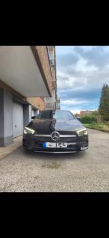Mercedes-Benz CLA 180 -AMG+GroßesMBUX+19Zoll - Mercedes-Benz CLA 180 von privat