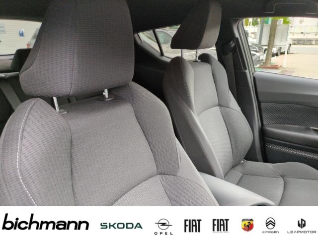 Toyota C-HR TeamD 4x4 AT Kli2 18'' RFK DAB USB