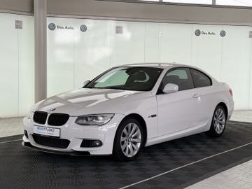 BMW 330xd COUPE ALLRAD SCHALTER M-SPORTPAKET 2.HAND