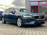 Volvo V60 Momentum/LED/CarPlay/Kamera/Shzg/AHK - Volvo V60: Momentum
