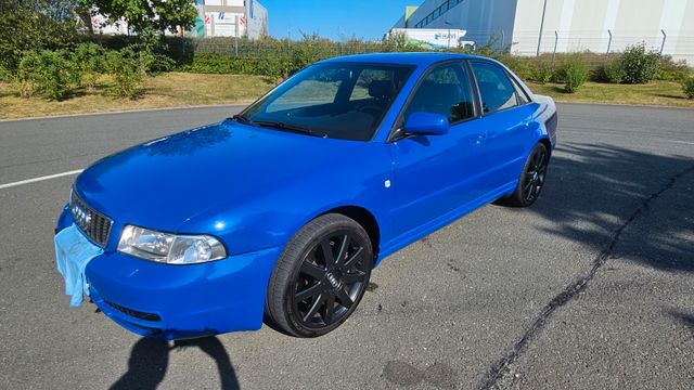 Audi S4 2.7 quattro -