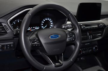 Fahrzeugabbildung Ford Kuga Titanium AWD Automatik,Navi,SHZ,LED
