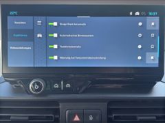 Fahrzeugabbildung Citroën Berlingo 1.5 Max XL HDI 130 EAT8 NAVI Kamera