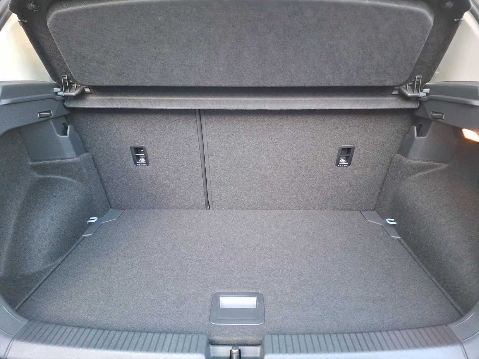 Fahrzeugabbildung Volkswagen T-Cross TSI Style DSG Matrix Navi AID ACC PDC SH