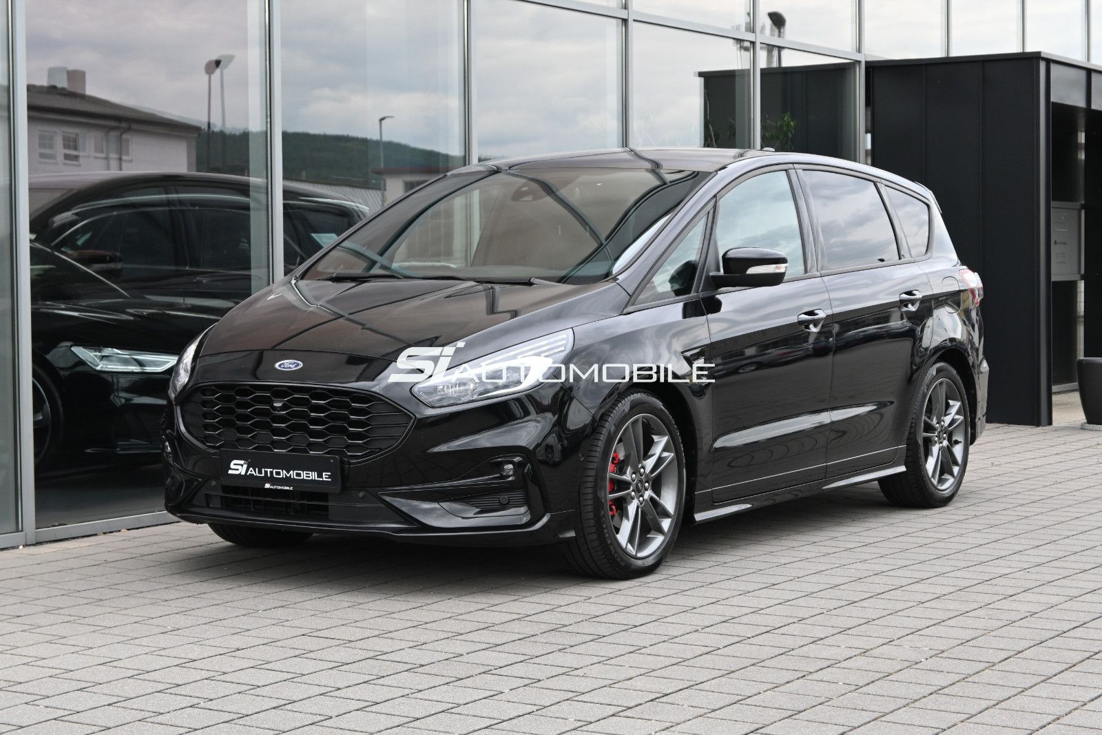 Fahrzeugabbildung Ford S-Max 2.0d EcoBlue ST-Line Auto °AHK°STANDHEIZ°