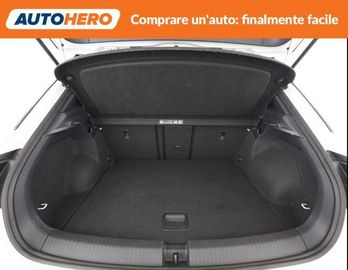Volkswagen T-Roc - 10