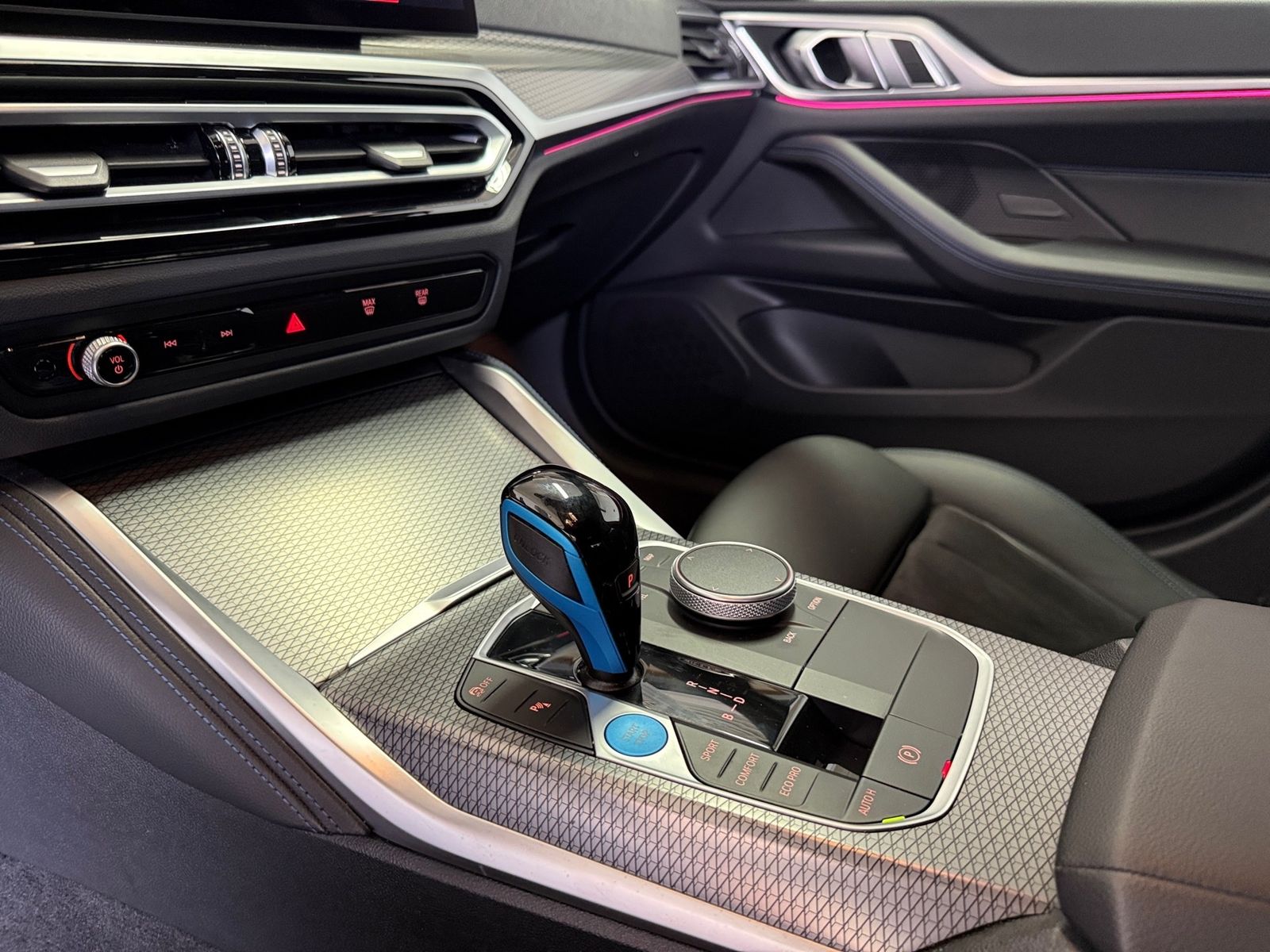 BMW i4 40 GranCoupe M Sport Laser ACC Kamera AHK DAB foto 23