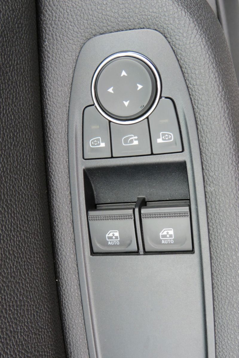 Fahrzeugabbildung Renault Clio V Experience LED APP SITZH SPURHALTE 1.HD