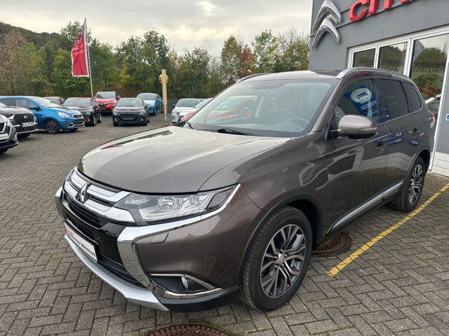 Mitsubishi Outlander Diamant Edition+ 4WD 2 T. Anhängelast