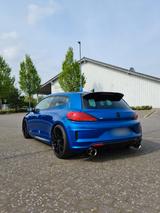 Volkswagen Scirocco 2.0 TSI DSG R R - Volkswagen Scirocco R mit Benzin-Antrieb