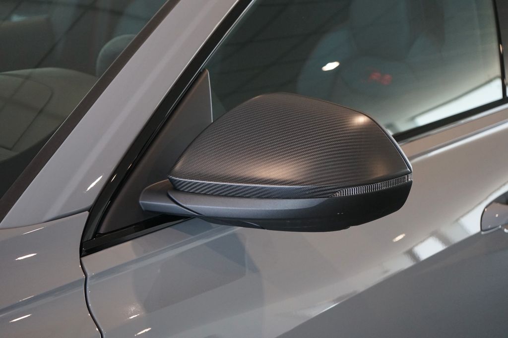 AUDI RSQ8 performance | B&O Advanced | Carbon | 305 AUDI RSQ8 performance | B&O Advanced | Carbon | 305