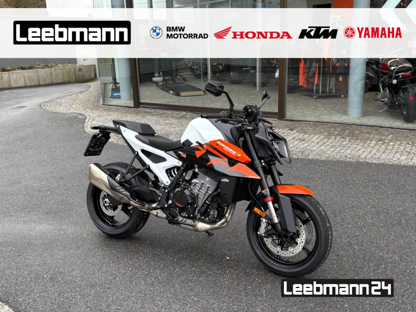 Fahrzeugabbildung KTM 990 Duke Modell 2026