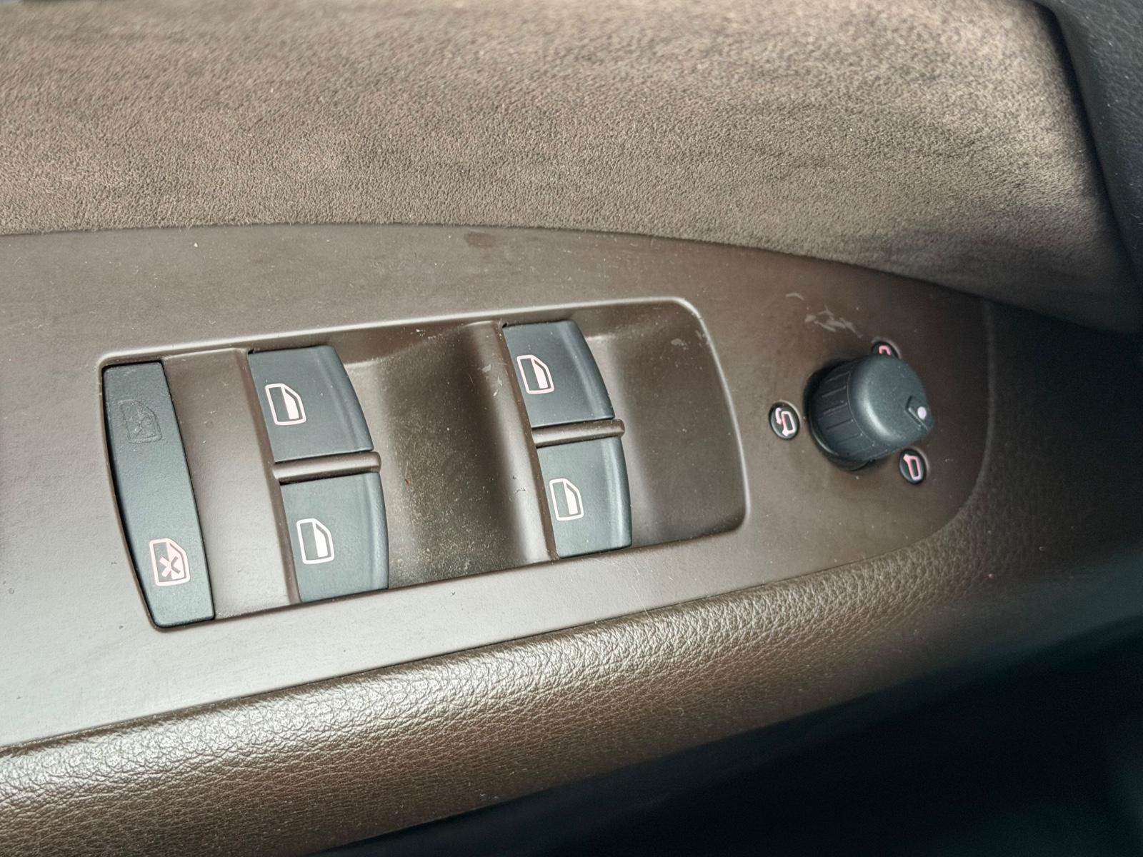 Audi Q7 3.0 TDI V6 240ch quattro Tiptronic Cuir Chauffage stationnaire Caméra Xénon GPS Attelage Sièges chauffants