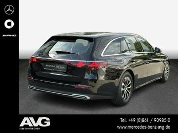 Mercedes E 200 - 3