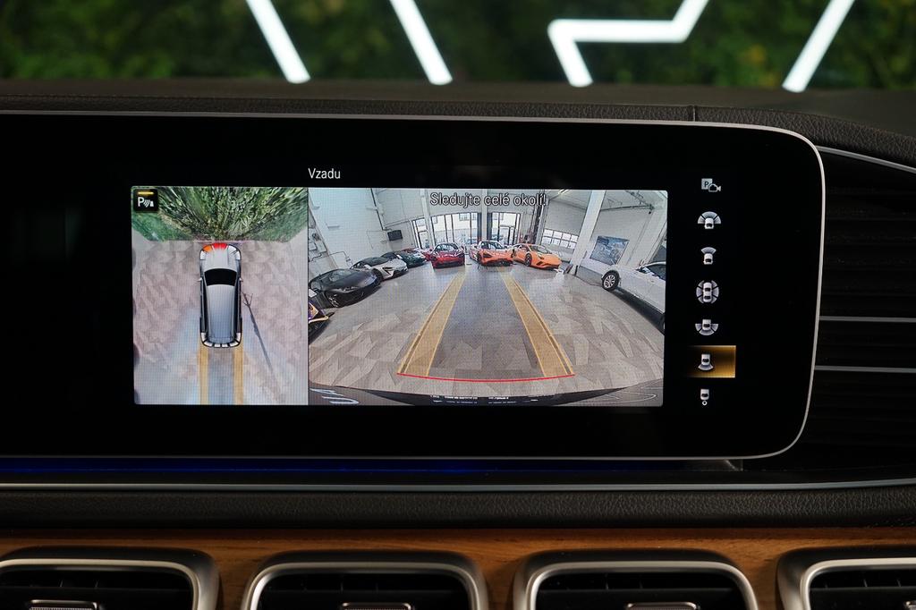 Mercedes-Benz GLS 400