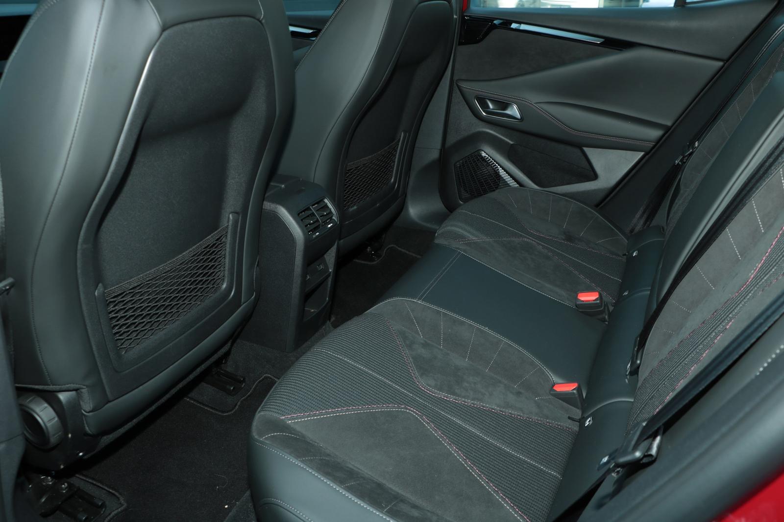 DS Automobiles DS4 1.2 PureTech 130 Performance Line Klimaau./ 