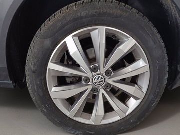 Volkswagen T-Roc - 7