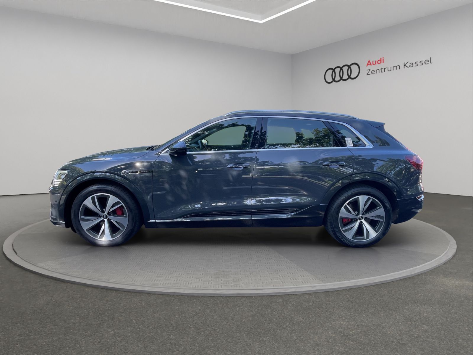 Audi Q8 e-tron - Bild 4