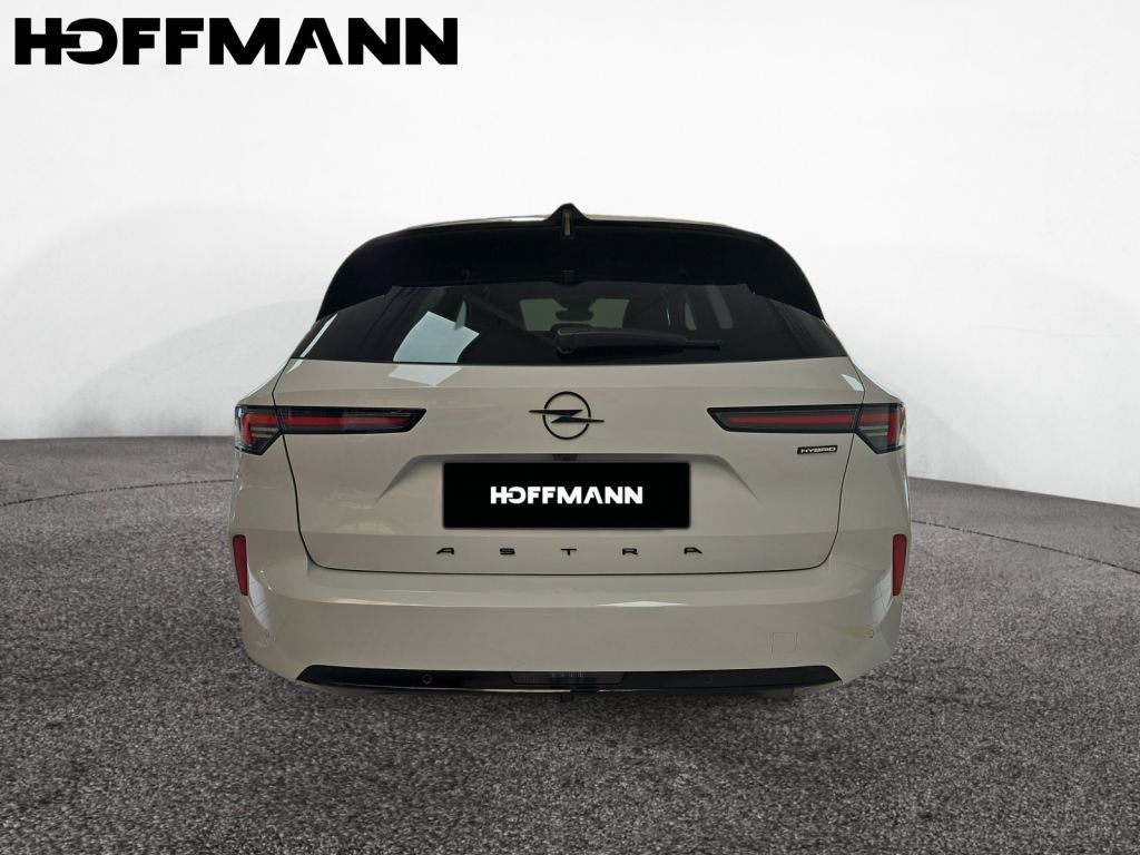 Fahrzeugabbildung Opel Astra ST Hybrid 107 kW Ultimate (L)