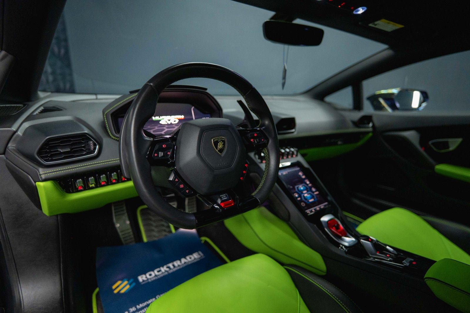 Fahrzeugabbildung Lamborghini Huracán EVO V10 LP640 AWD *Lift*LED*Keramik*19%*