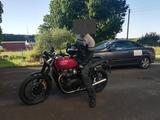Triumph Street Twin  - TRIUMPH STREET TWIN