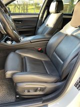 BMW 530d xDrive Touring  M Sport Packet Shadow Line - BMW 530: 530d Pack M