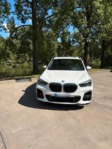 BMW X1 18i Automatik - Schiebedach - AHK - BMW 1er Reihe SUV
