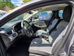 Fahrzeugabbildung Clio V Evolution 1.6 E-TECH Hybrid 145 EU6e Rück