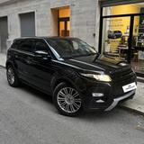 Land Rover Range Rover Evoque 2.2 TD4 5p. Pure - Land Rover Range Rover Evoque Geländewagen Td4 pure mit Diesel-Antrieb
