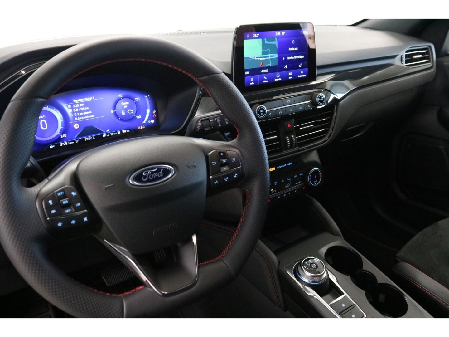 Fahrzeugabbildung Ford Kuga ST-Line X 2.5 Duratec-PHEV Kamera Head-Up
