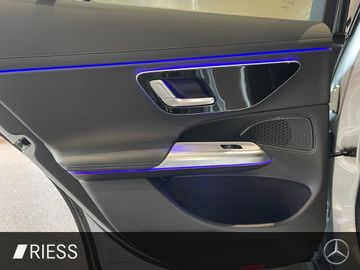 Mercedes E 200 - 5