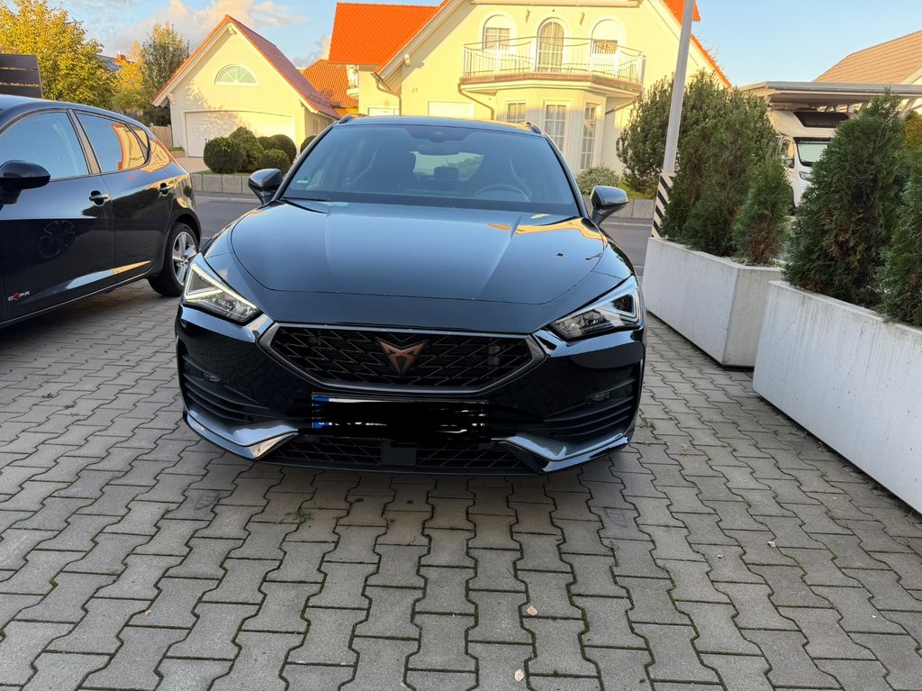 Image of Cupra Leon