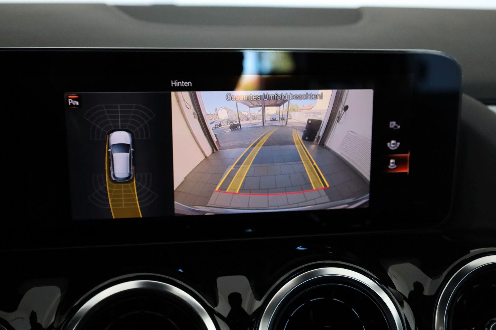 Fahrzeugabbildung Mercedes-Benz GLA 250 e, Style,T.Leder,Navi,LED,SH,Kamera,ACC