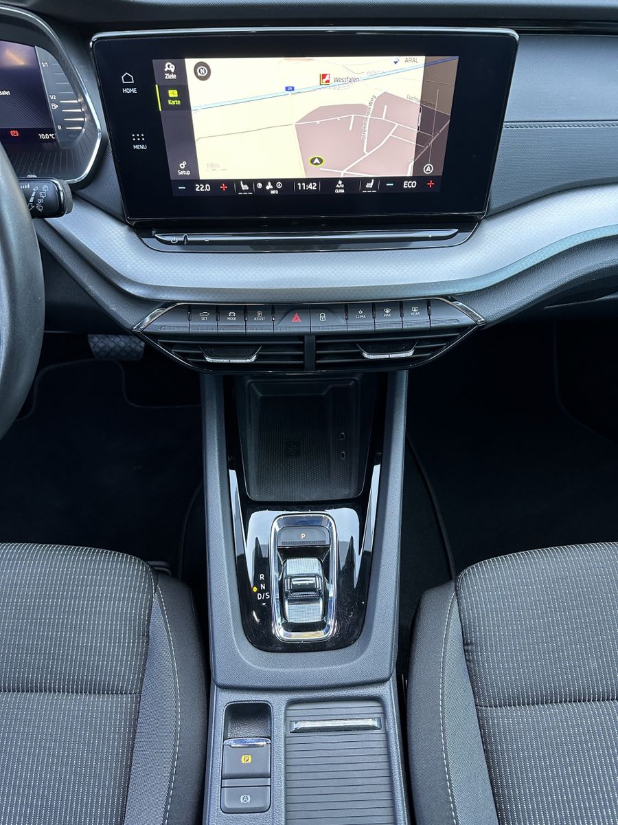 Fahrzeugabbildung SKODA Octavia Ambition iV 1.4 TSI DSG NAV+LED+ACC+18ZO