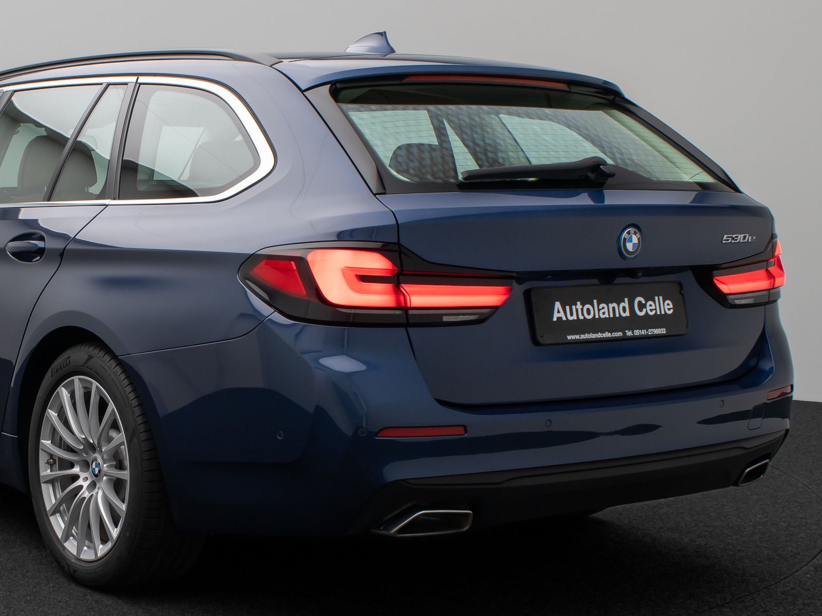 Fahrzeugabbildung BMW 530e Kamera Laser HUD DAB 4Klima ACC Komfortsitz