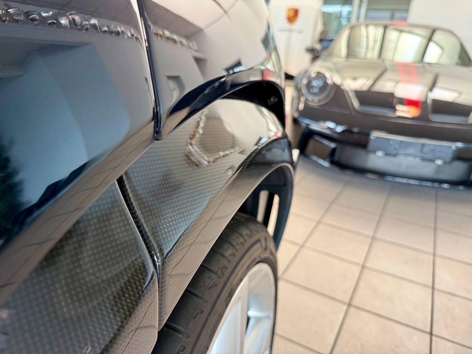 Fahrzeugabbildung Ferrari Purosangue Panorama/Carbon/Burmester/360/Matrix