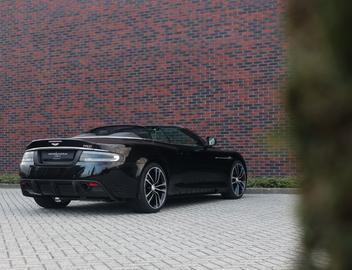 2012 Aston Martin DBS — миниатюра 18