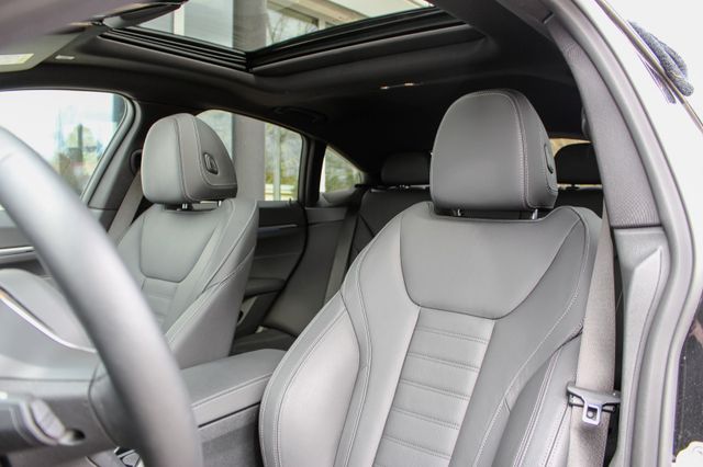 BMW i4 Gran Coupe 40 eDrive / M SPORT / LIVE COCKPIT