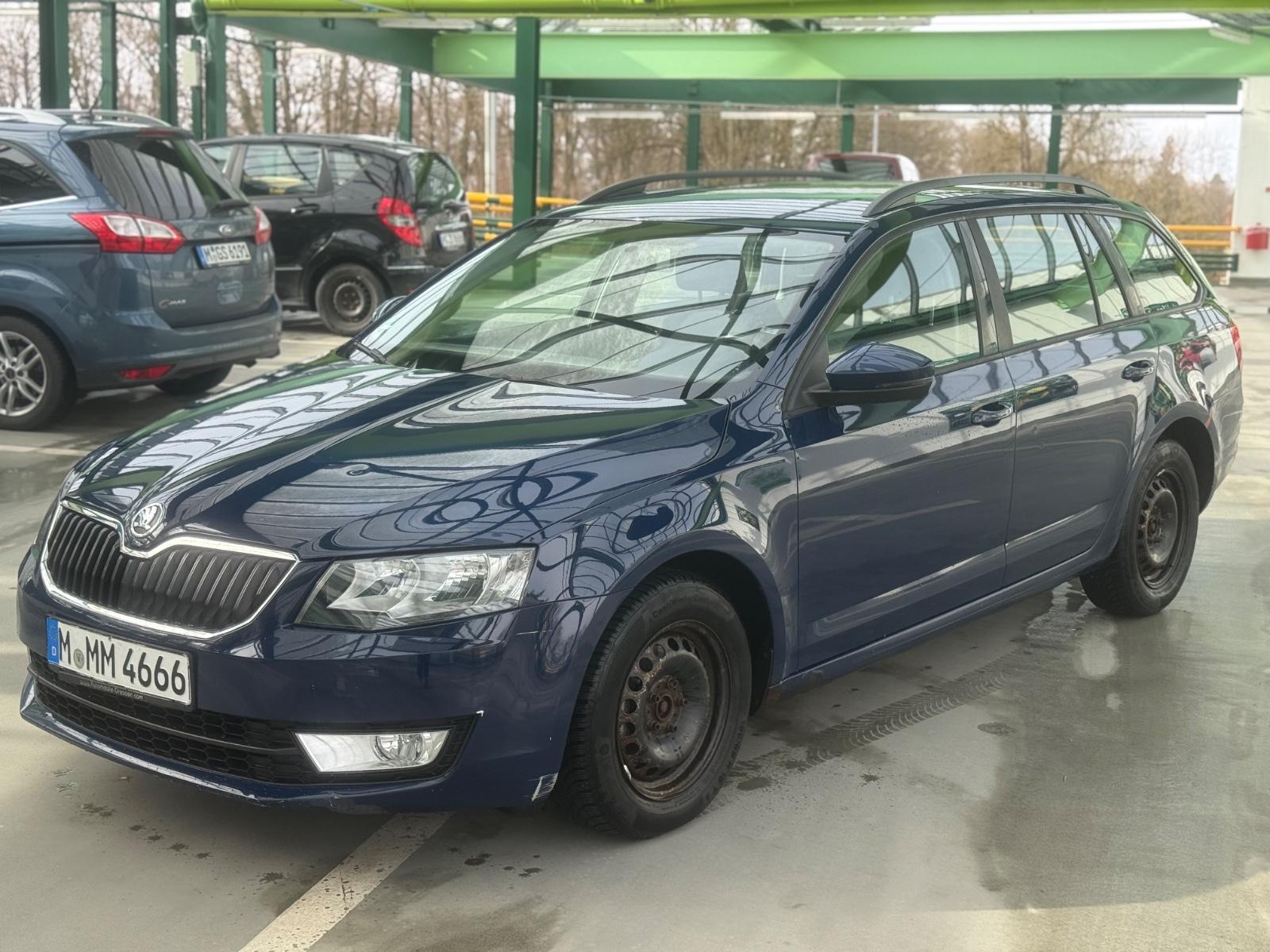 Skoda Octavia Combi Ambition 4x4   ZAHNRIEMEN NEU