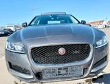 Jaguar XF Prestige*Sch.Dach*Xen*Leder*SHZ*Cam-PDC*Navi - Jaguar XF Prestige mit Diesel-Antrieb