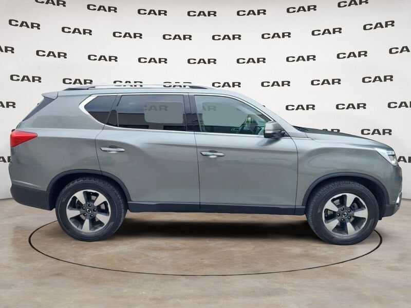 Ssangyong SsangYong Rexton Rexton 2.2 4WD Dream aut. imagem 3