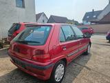 Peugeot 106 1.1 Long Beach * Schiebdach * Servo *  ZV - Peugeot 106: Limousine