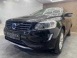 Volvo XC 60 Momentum 2WD KLIMA NAVI SHZ GJR - Volvo XC60: Schwarz