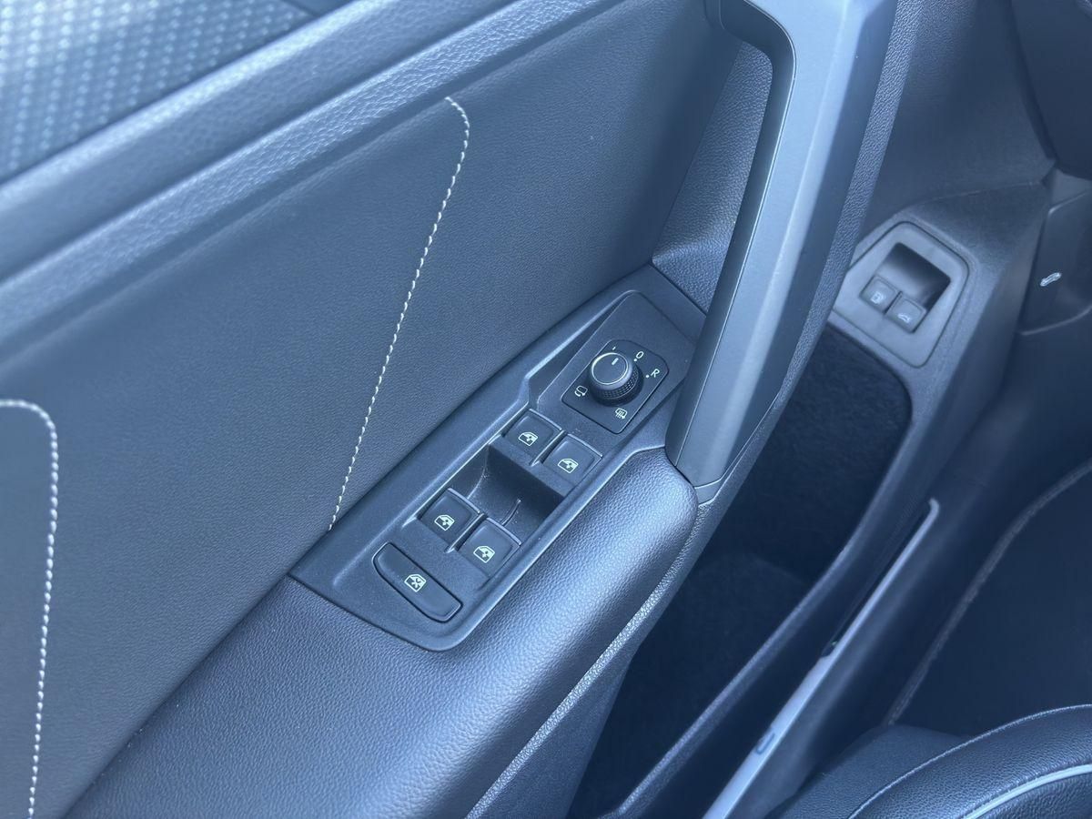 Tiguan R-Line eHybrid 1.4 TSI  DSG LEDER MATRIX