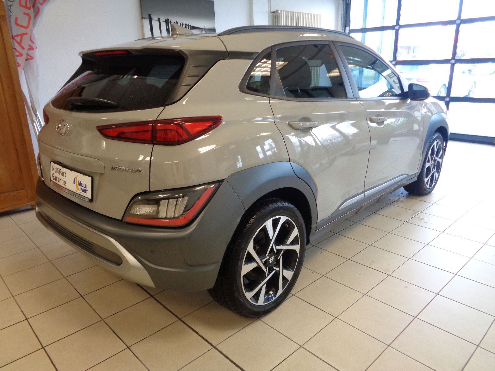 Fahrzeugabbildung Hyundai Kona Prime 2WD / LED / KAMERA / NAVI / 1. Hand