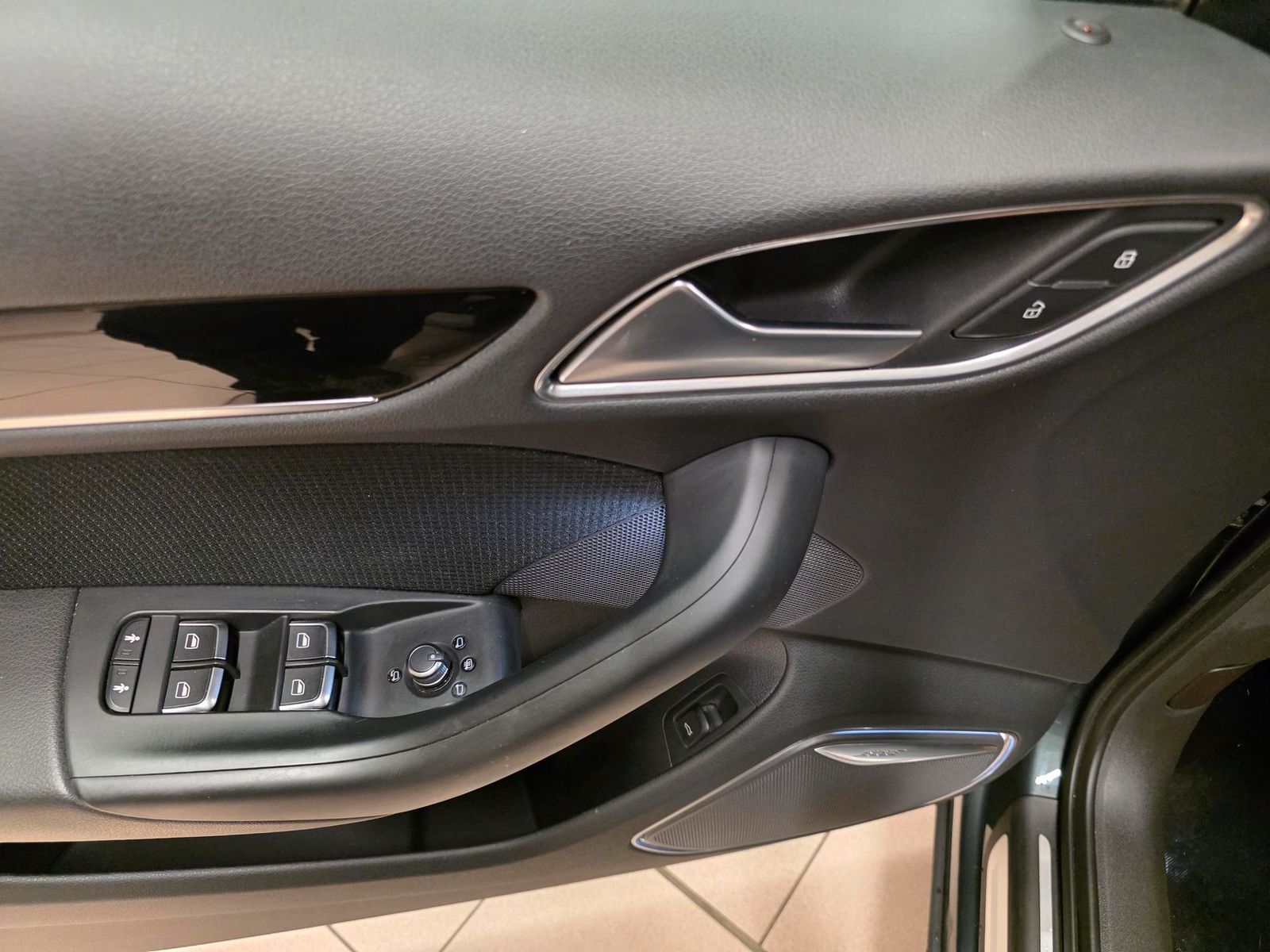 Fahrzeugabbildung Audi Q3 2.0 sport 3x S-Line Competition/LED/BOSE/AHK